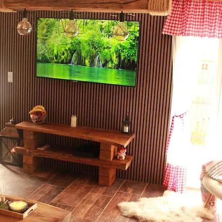 Vikendica Luxury Forest With Private Pool